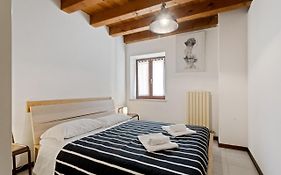 Appartamento Rione Carega - Affitti Brevi Italia